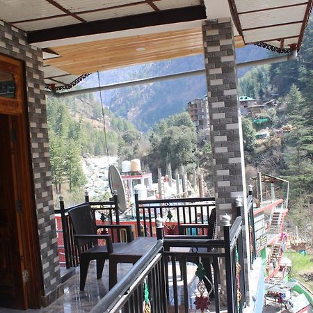 Moonlight Guest House Касол Екстериор снимка