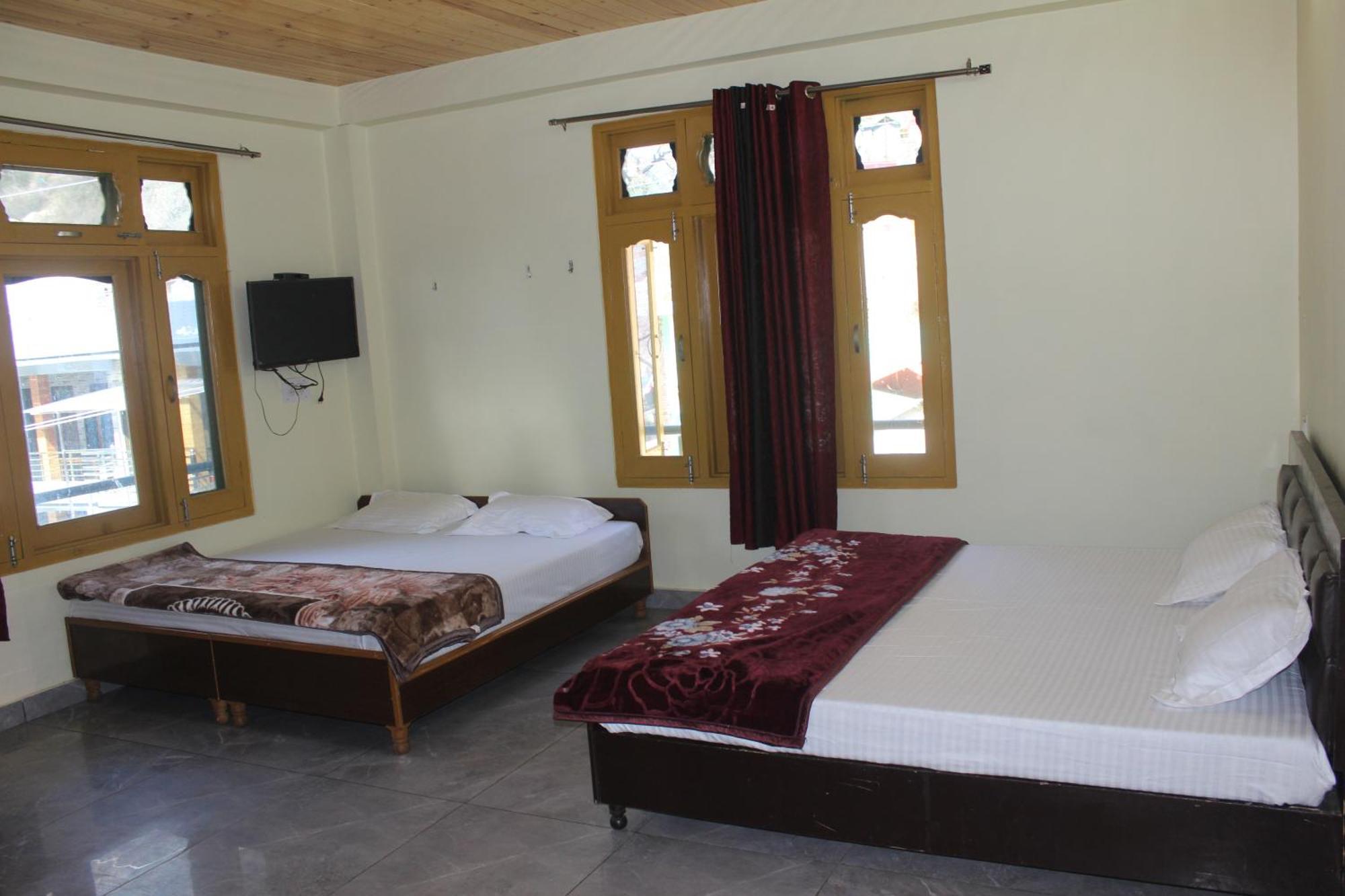 Moonlight Guest House Касол Екстериор снимка
