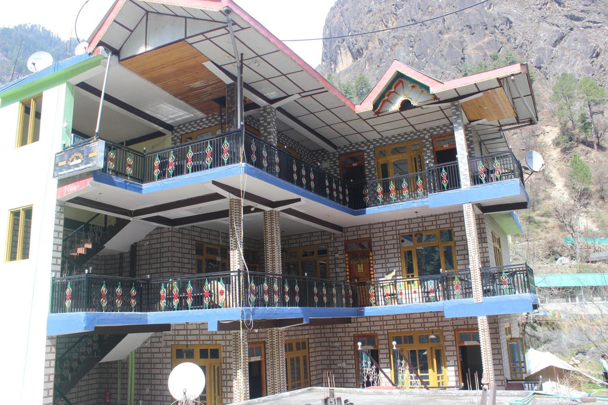 Moonlight Guest House Касол Екстериор снимка