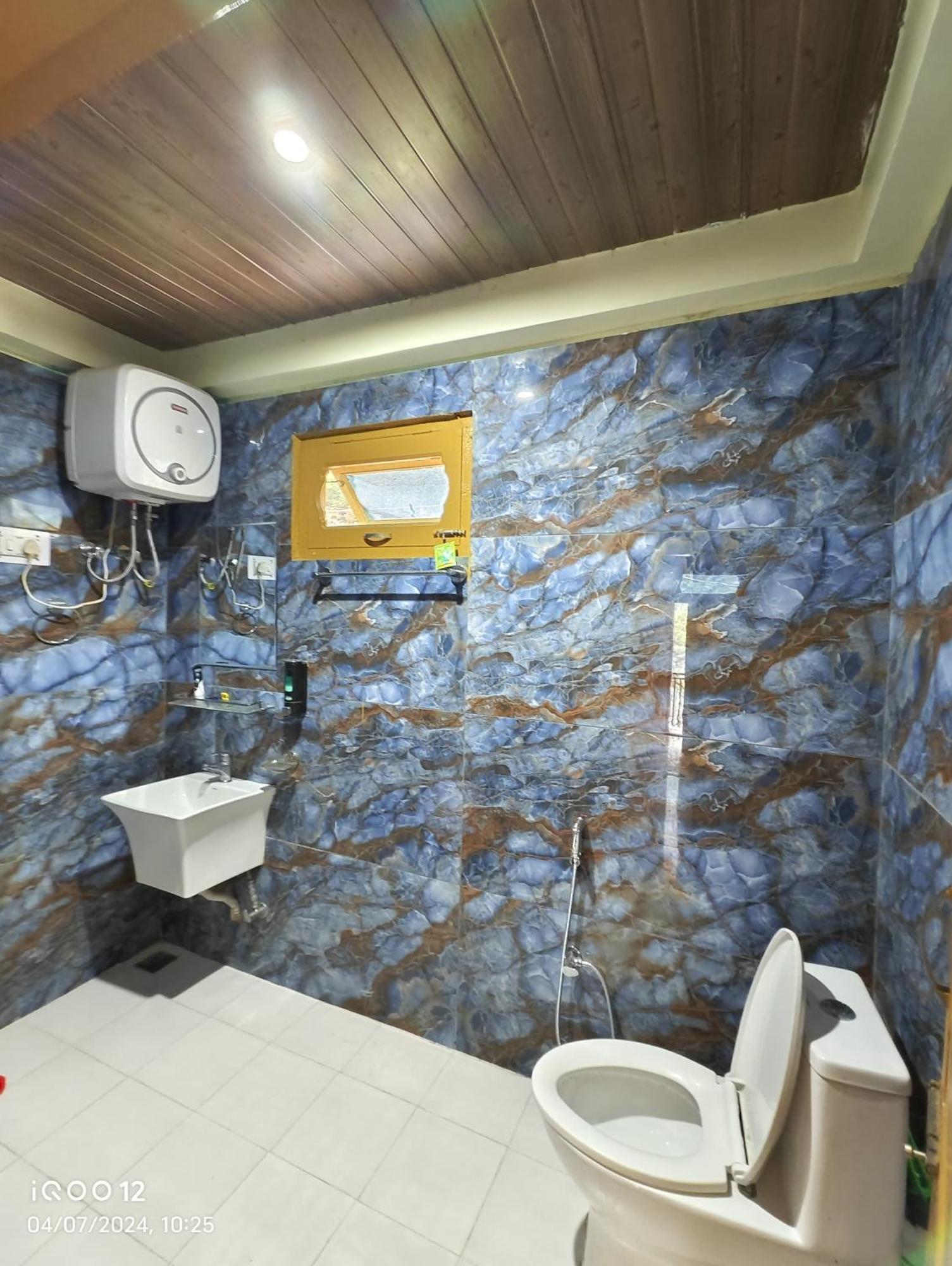 Moonlight Guest House Касол Екстериор снимка